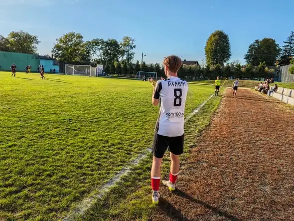MKSR Czarni Pyskowice rozgromili lidera B klasy – 4:0 z LKS Bujaków