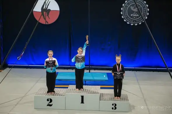 Młode mieszkanki gminy Rudziniec ze złotem i srebrem na Mistrzostwach Polski Sportów Aerialowych