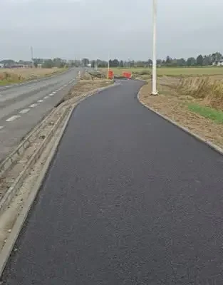 Przyszowice: budowa drogi dla pieszych i rowerów przy ul. Granicznej trwa