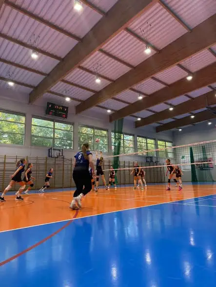 Pyskowicka siatkówka: seniorki i seniorzy wracają do gry