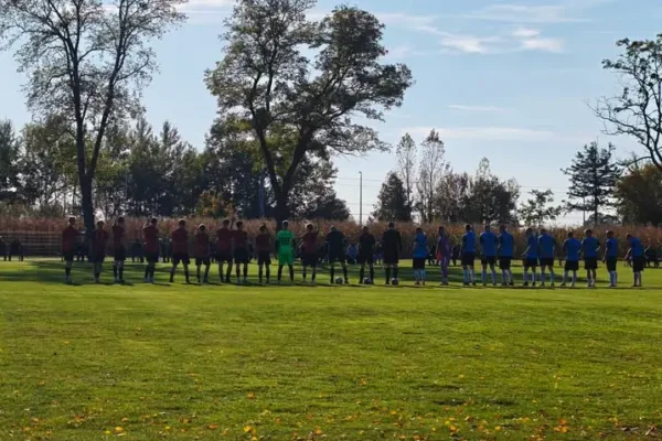Remis 1:1 w meczu Czarnych Pyskowice. Adam Sobiecki z bramką i kontuzją