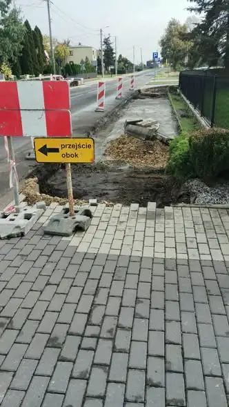 Nowe przejście dla pieszych przy żłobku w Wielowsi na finiszu