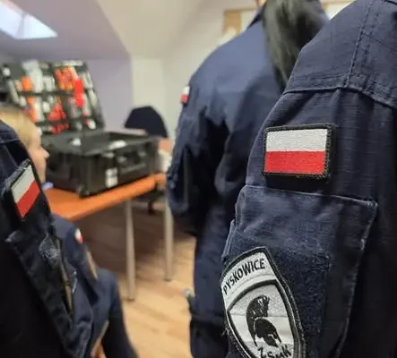 Uczniowie klasy policyjnej z Pyskowic szkolili się w gliwickiej komendzie
