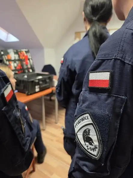 Uczniowie klasy policyjnej z Pyskowic szkolili się w gliwickiej komendzie