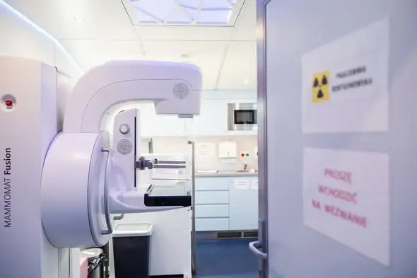 Różowy Październik w Pyskowicach: bezpłatna mammografia w mammobusie