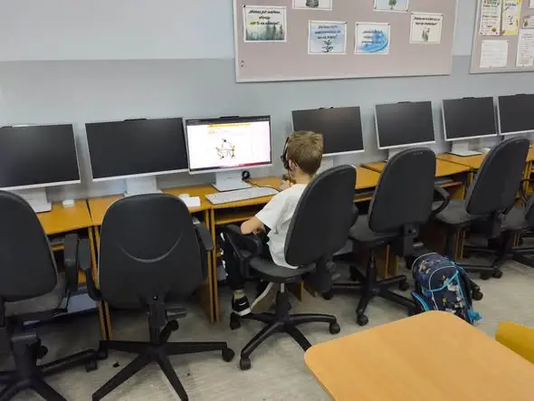 Uczniowie klas 3-8 sprawdzili swoje siły w próbnych testach Konkursu „Bóbr”